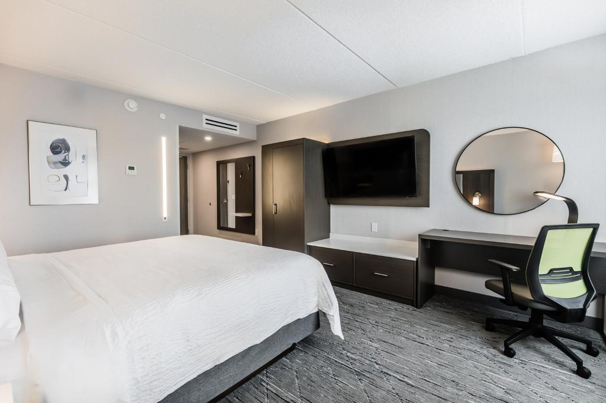 Holiday Inn Express & Suites - Toronto Airport South By Ihg Zewnętrze zdjęcie