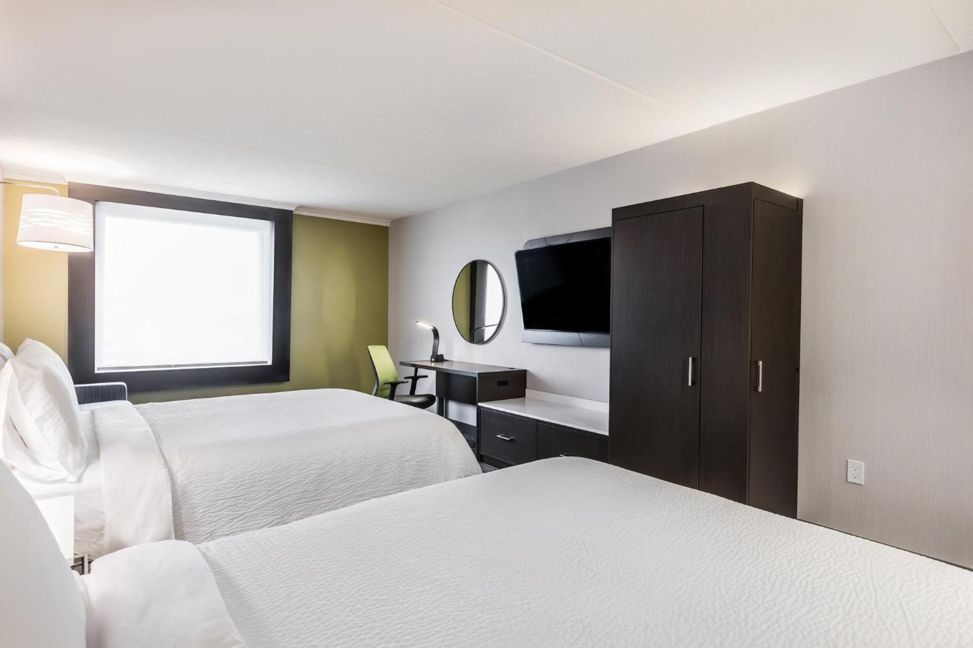 Holiday Inn Express & Suites - Toronto Airport South By Ihg Zewnętrze zdjęcie