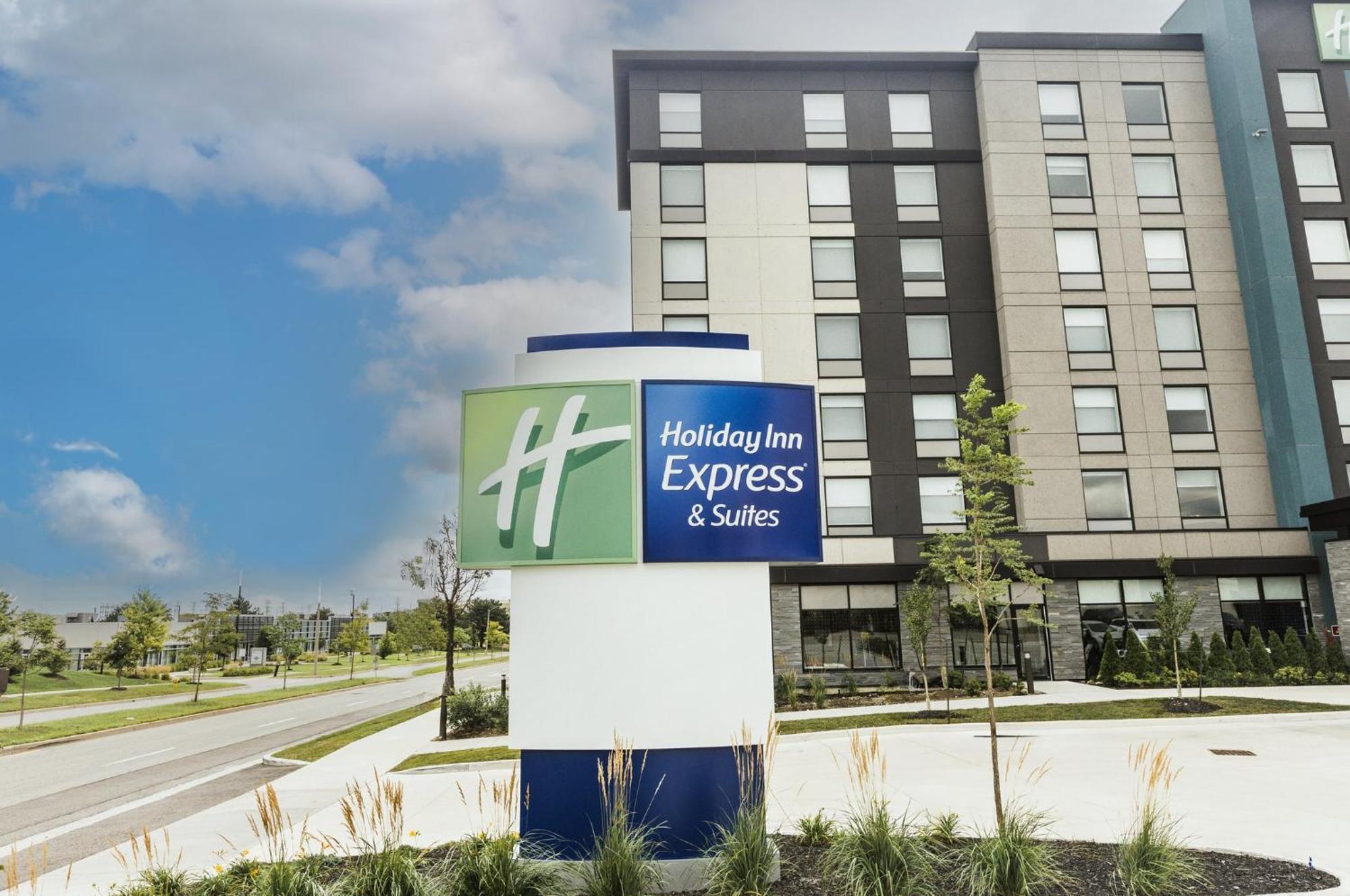Holiday Inn Express & Suites - Toronto Airport South By Ihg Zewnętrze zdjęcie