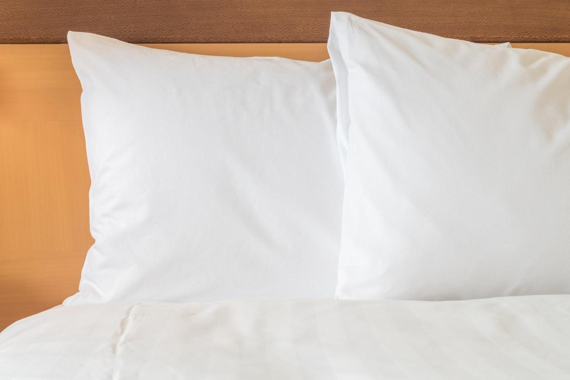 Holiday Inn Express & Suites - Toronto Airport South By Ihg Zewnętrze zdjęcie